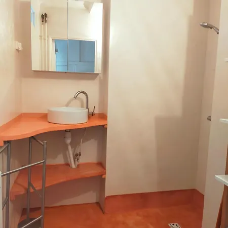 Apartment Bel Calme Proche Centre *